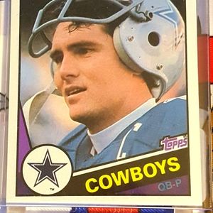 Cowboys football card.